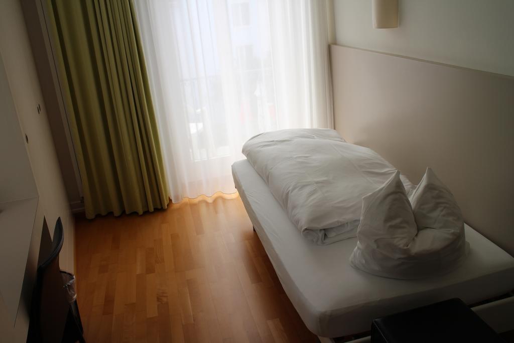 Seminar-Hotel Rigi Am See Weggis Chambre photo